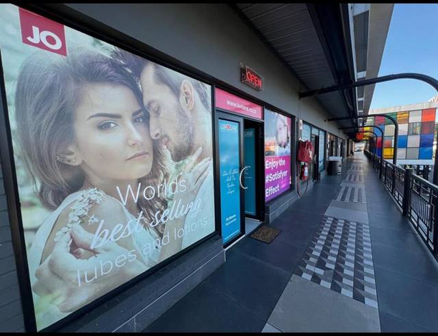 RETAIL PROPERTY TO RENT IN RAISETHORPE